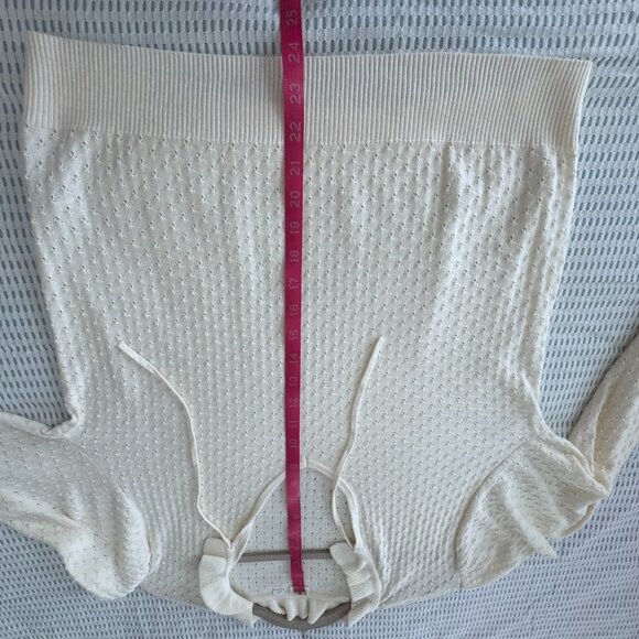 Gap Eyelet Knit Top - Picture 4 of 5